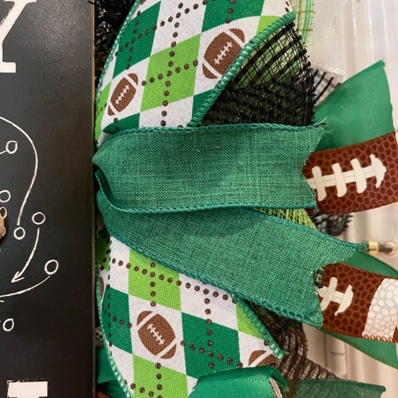 Football Wreath - Customizable Football Season FAMILY wreath - Picture 7 of 11